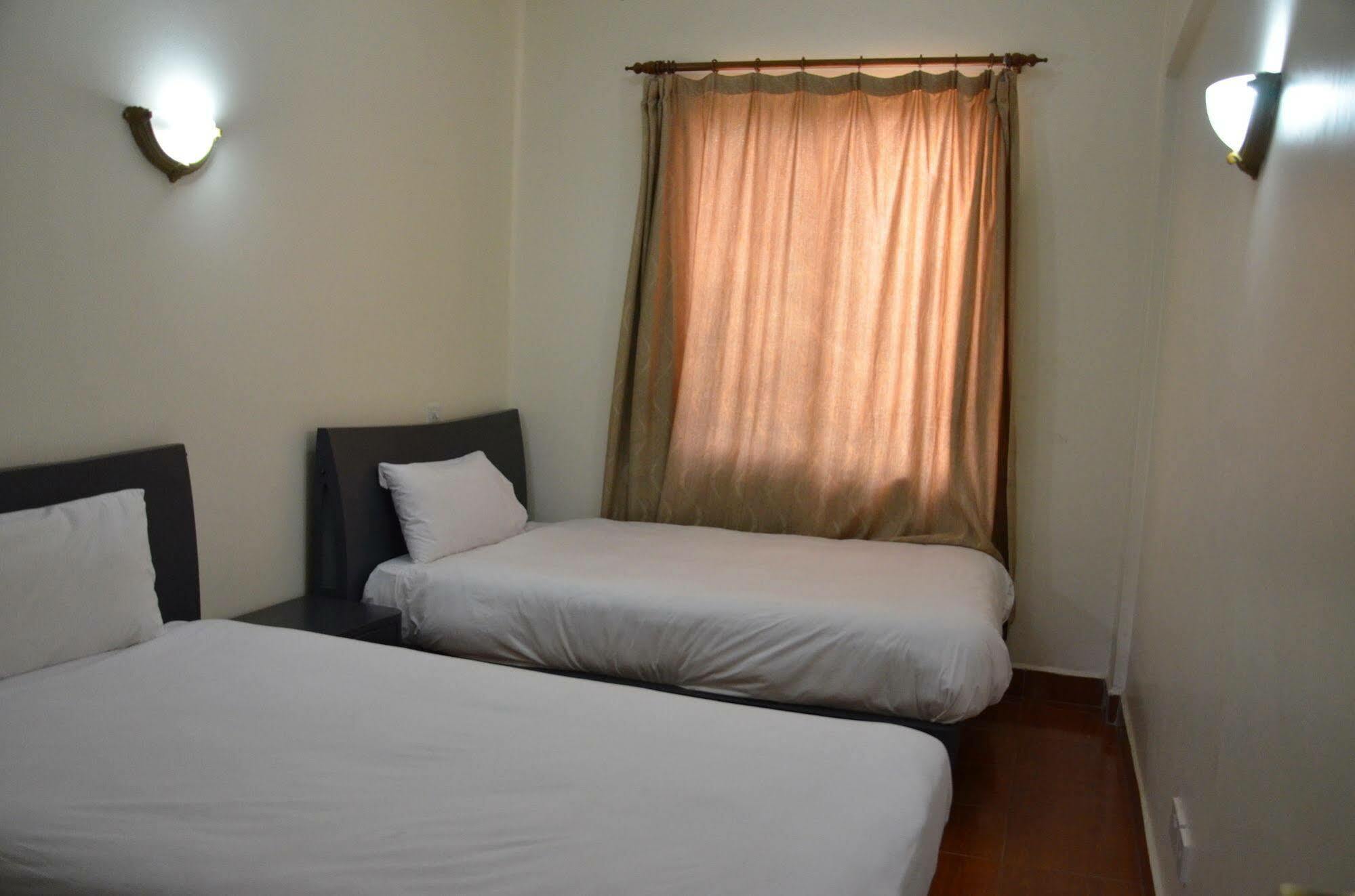 Prestige Hotel Suites Kampala Exterior photo